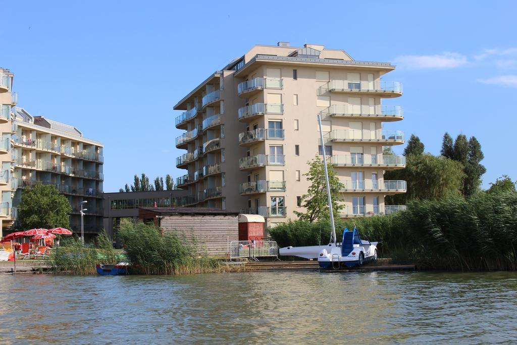 Wellness Apartments In Velence Eksteriør billede